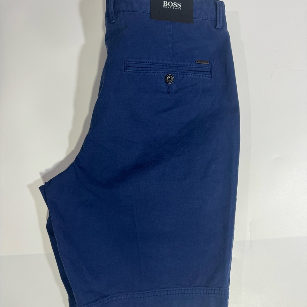 Boss navy color stretch shorts mens new with tags